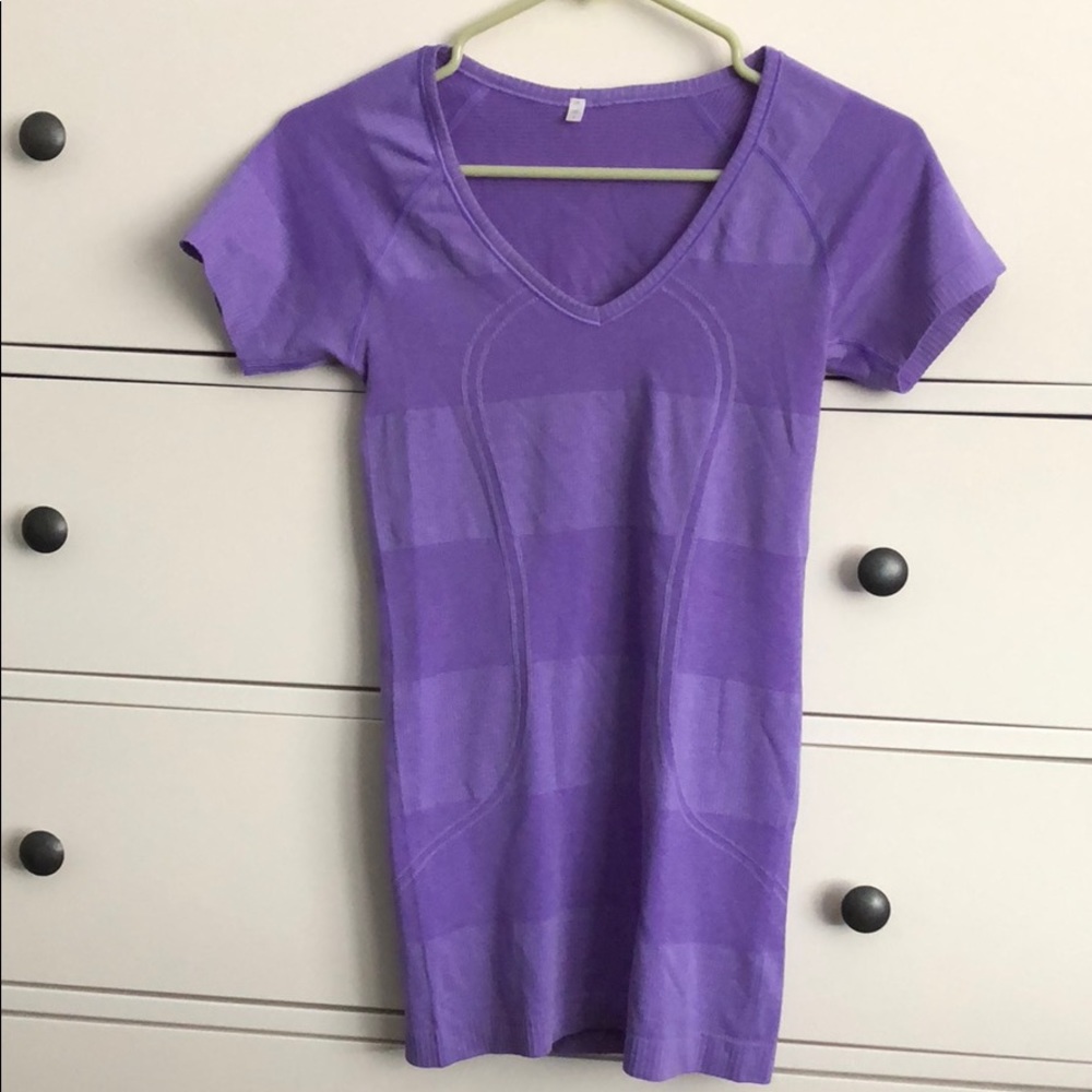 Lululemon swiftly tech short sleeve